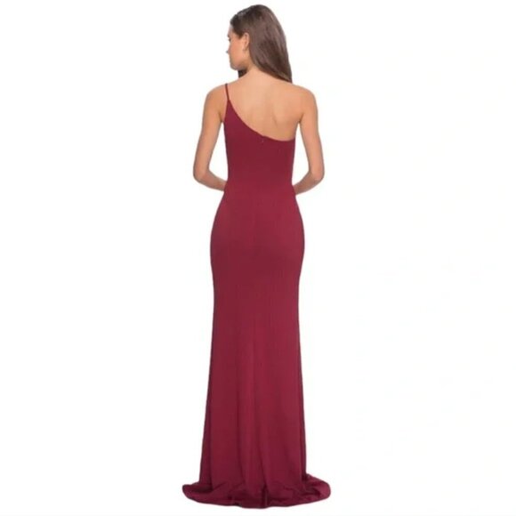 New La Femme 28176 One Shoulder Jersey Burgundy Evening Gown NWT Size 12 - Picture 4 of 6